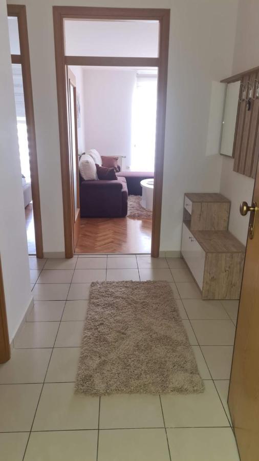 Apartmani Marcetic Славонски-Брод Экстерьер фото